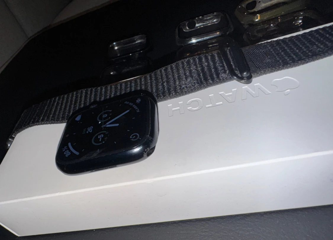 Apple Watch Series 9 45mm med org.kartong/armband/laddare + flera extra skydd och armband