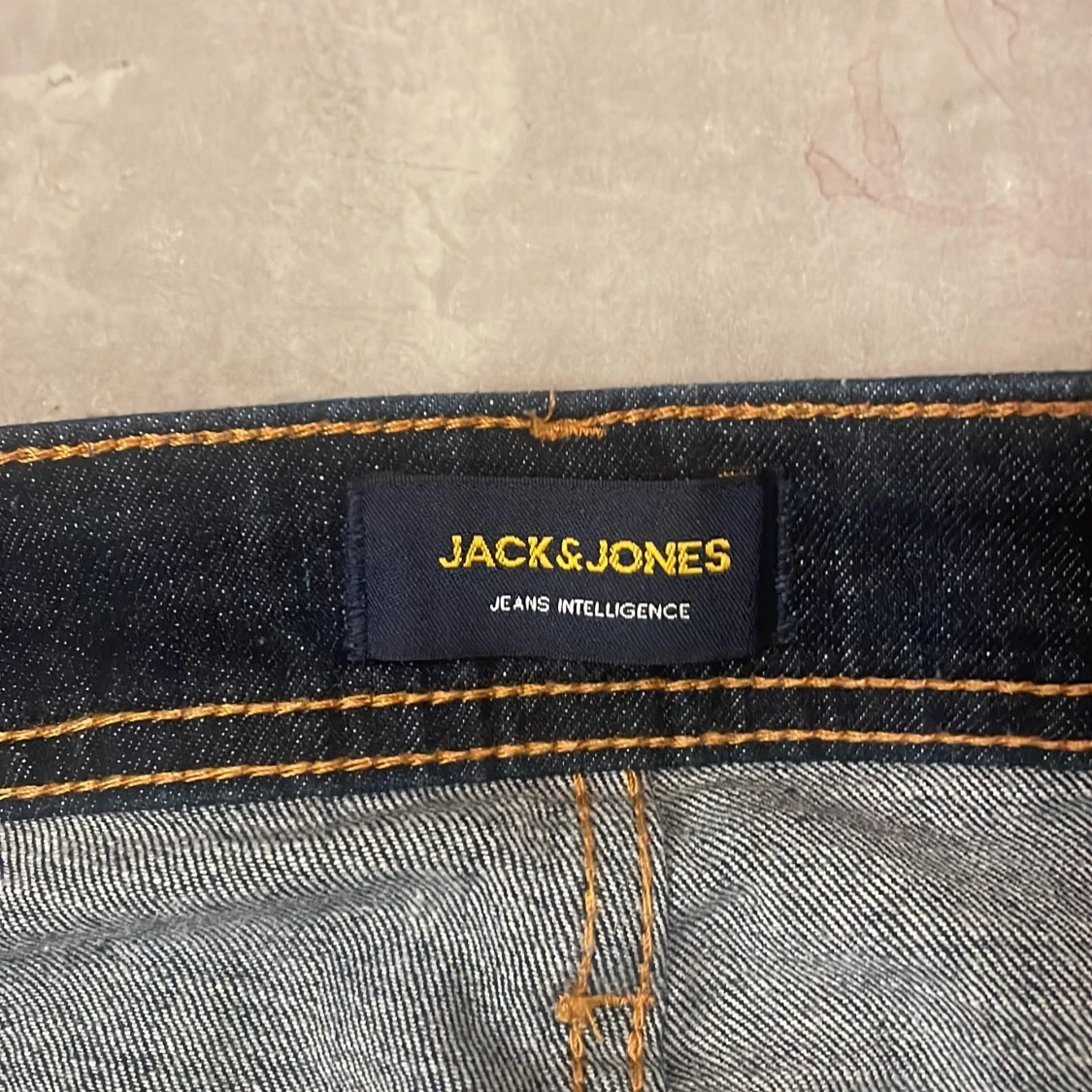 Mörkblå jeans från Jack & Jones - 3