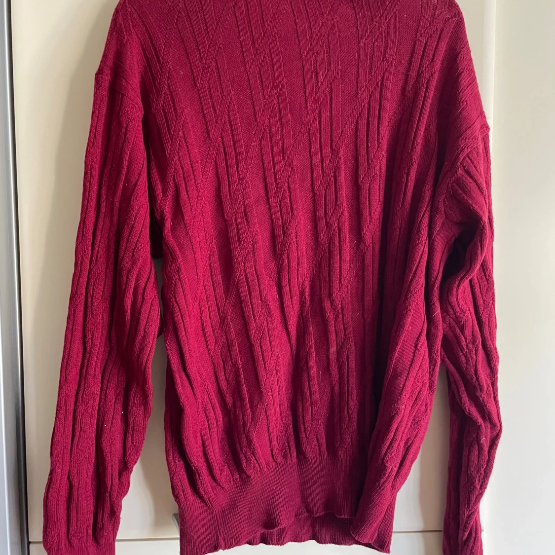 Lacoste stickad vinröd  tröja stl 4 - 1