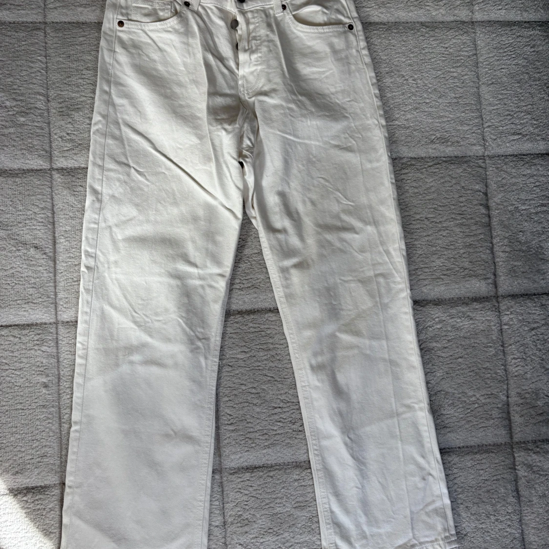 Vita raka jeans från H&M