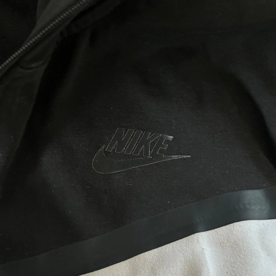 Nike svart tröja  - 2