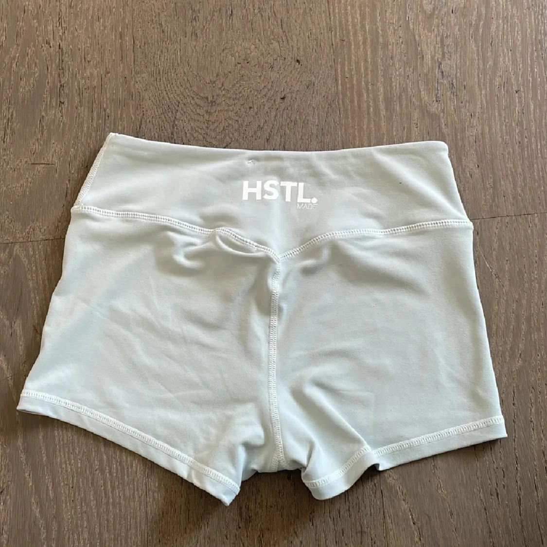 Ljusblåa träningsshorts från HSTL Made - 2