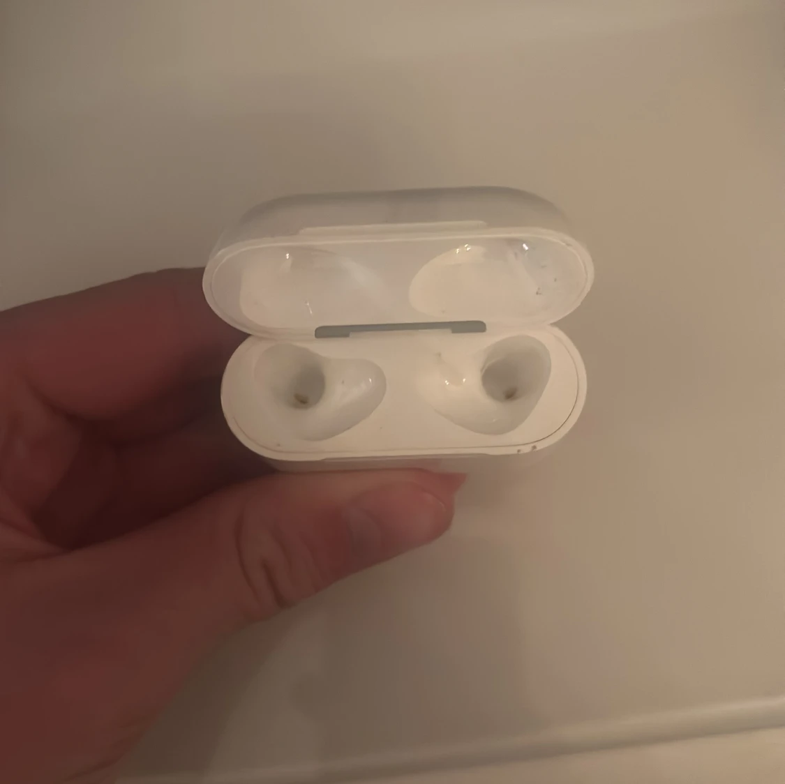 AirPods 3  - 2