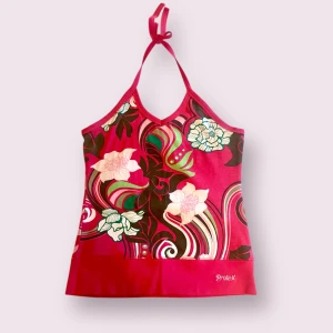 Vintage halterneck topp - Superfin halterneck topp med fint mönster! Storlek M🌺