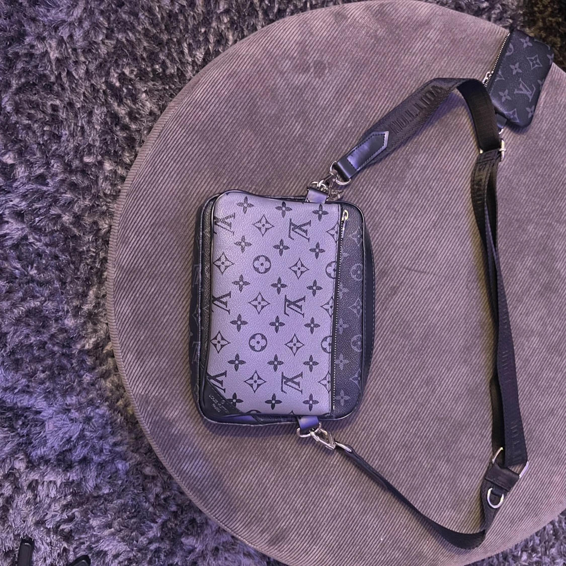 svart axelväska - 3