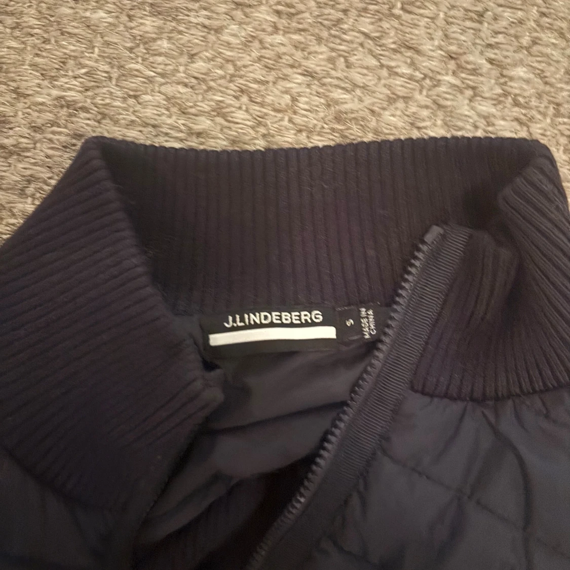 Svart jacka från J.Lindeberg S - 2