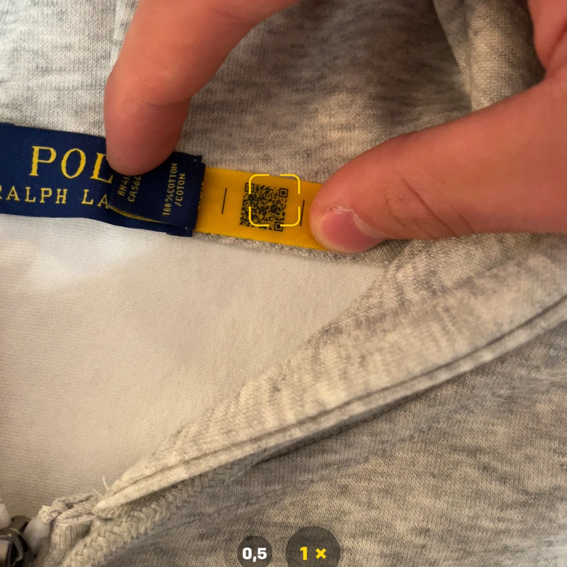 Grå hoodie från Polo Ralph Lauren - 3