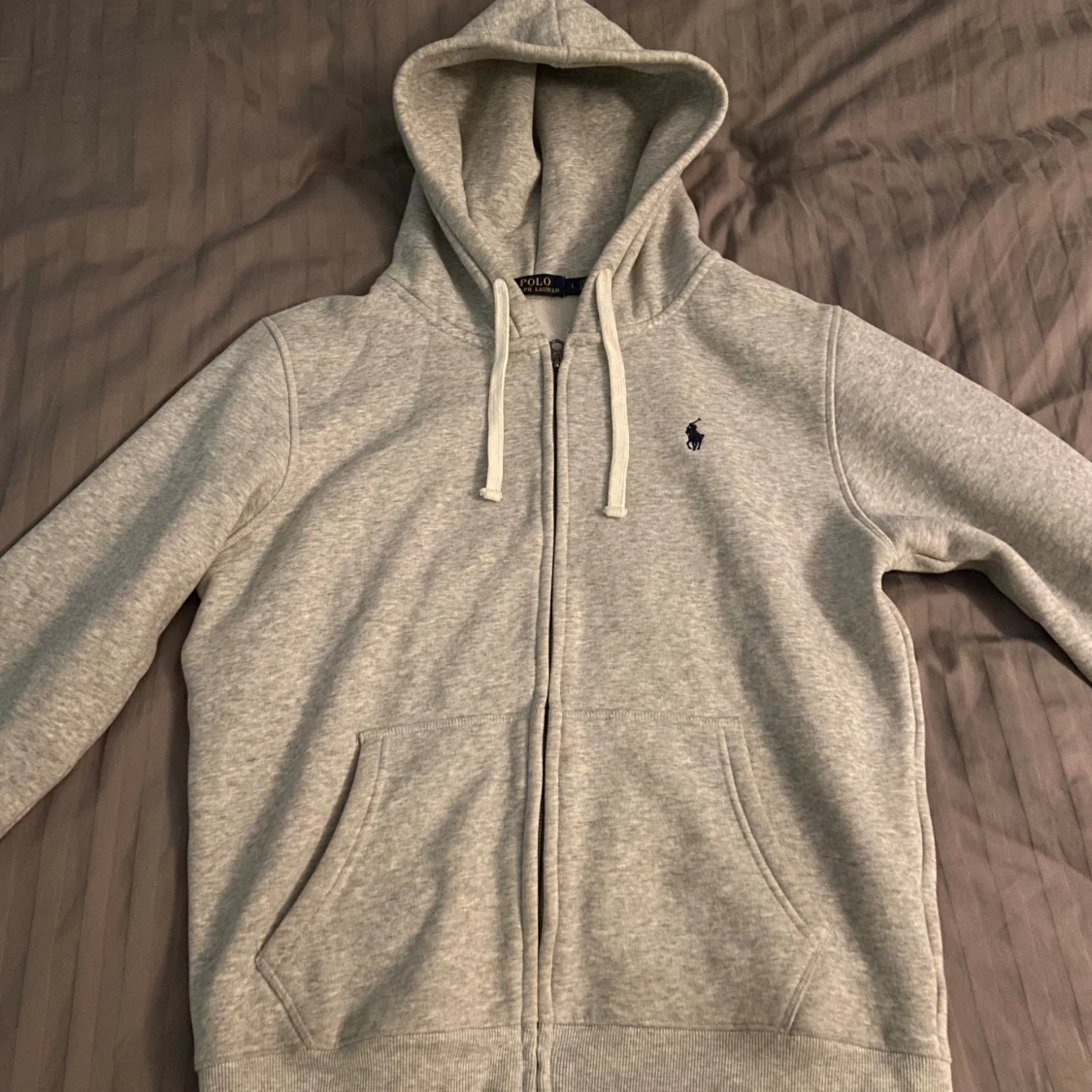 Grå hoodie från Polo Ralph Lauren
