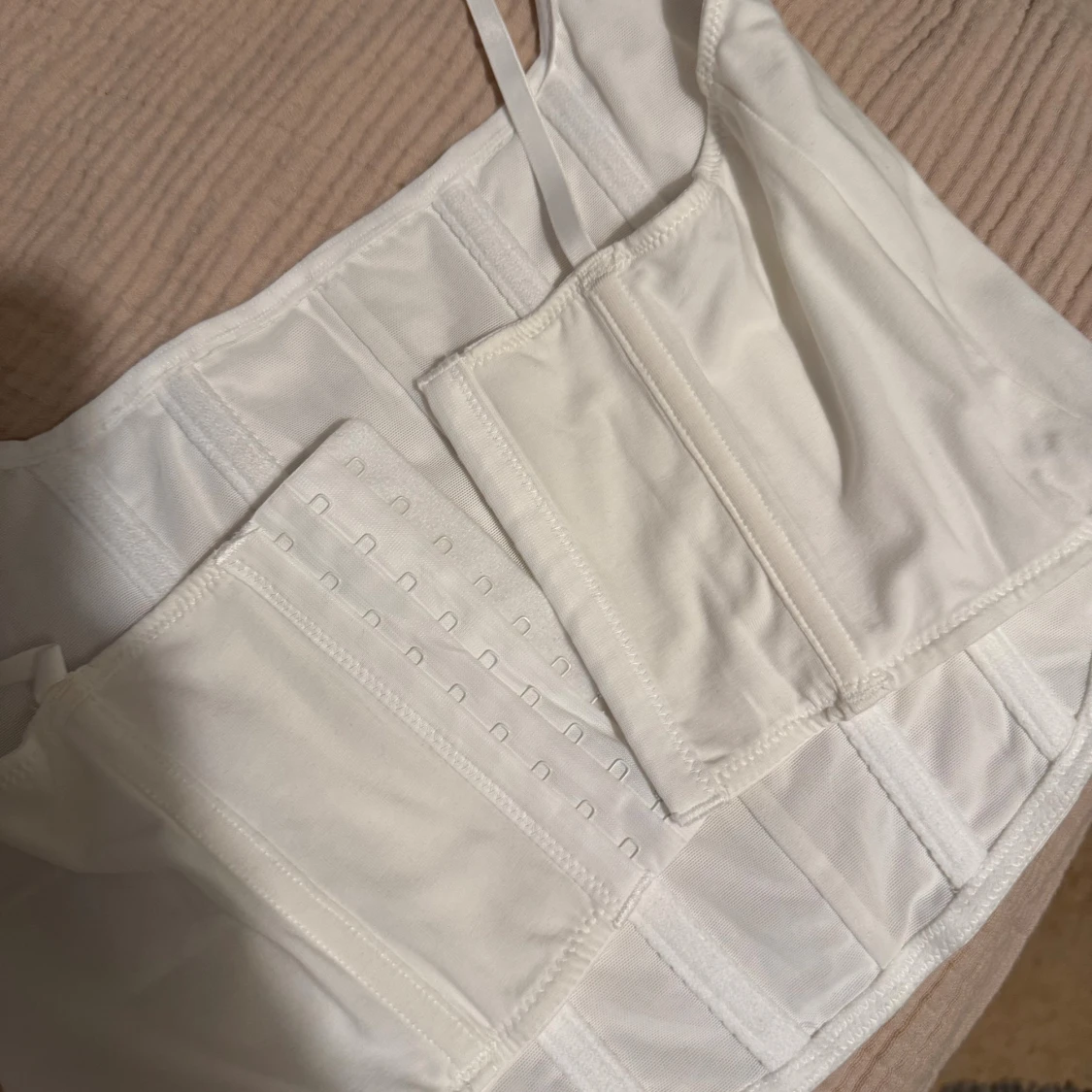 Vit korsett-topp från HM - 1