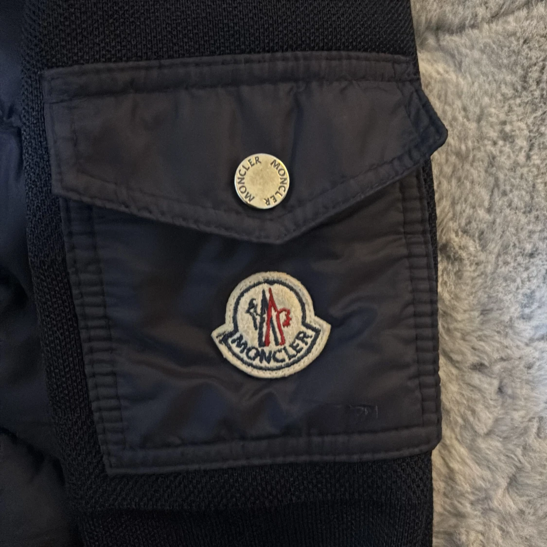   Moncler cardigan svart utan luva  - 1