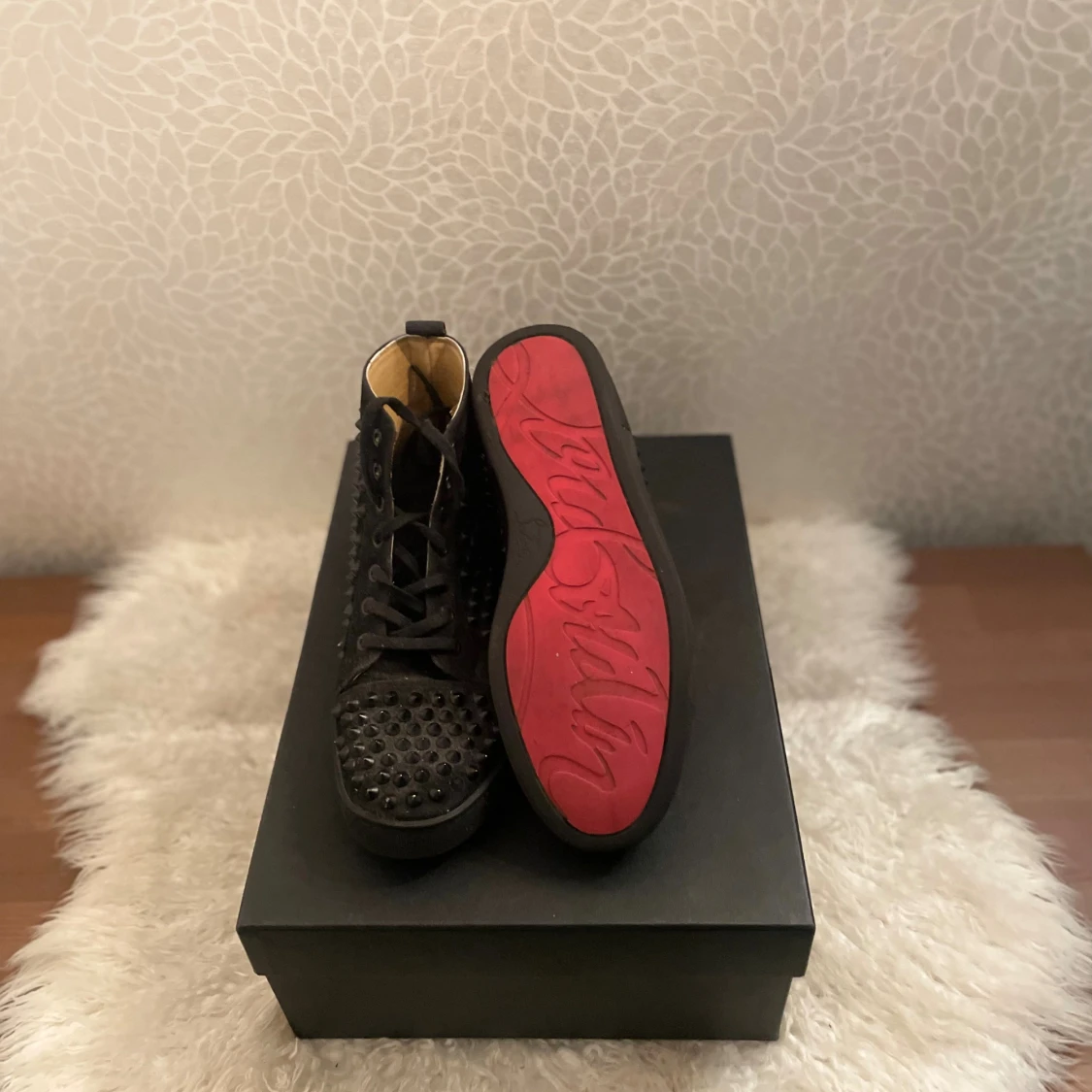 Svarta Louboutin sneakers med nitar - 2