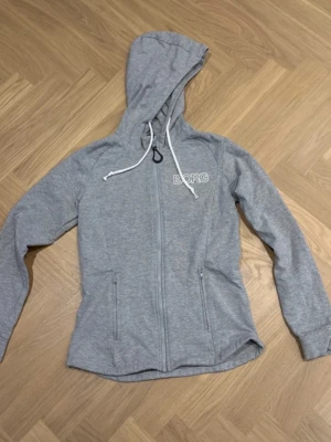 Björn Borg kofta  - Sitter jätte fint på.