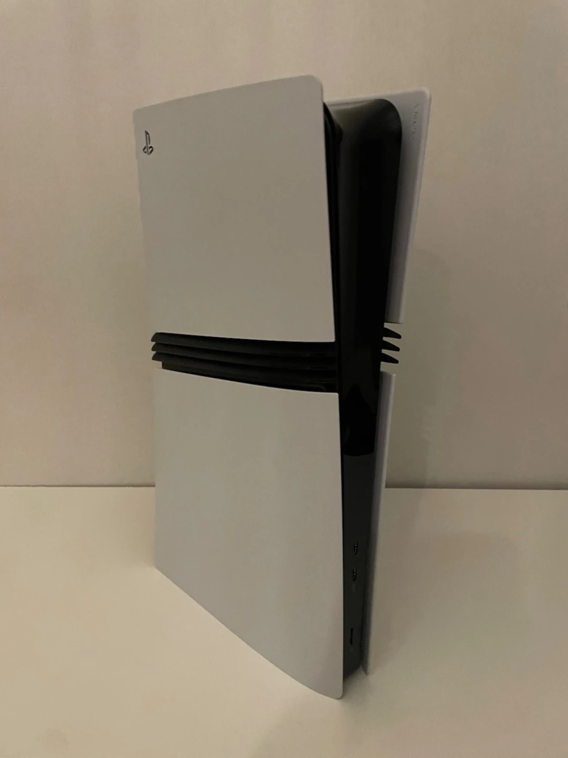 PlayStation 5 pro - 2