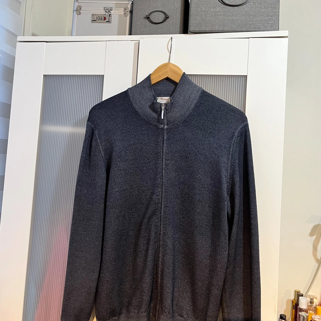 Exklusiv Gran Sasso hel zip / full zip kofta med dragkedja 100% virgin wool