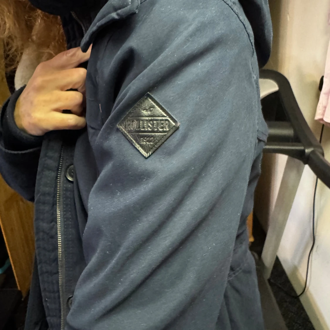 Mörkblå parkajacka från Hollister M - 3