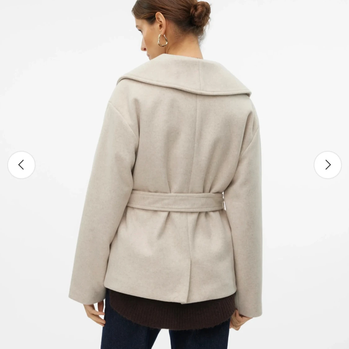 Beige omlott kappa med bälte - 1