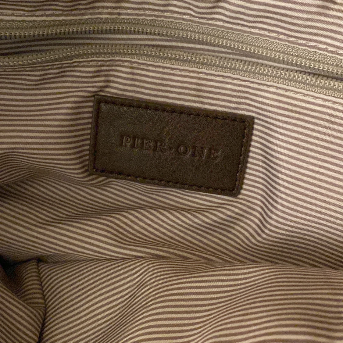 Brun datorväska från Pier One - 1