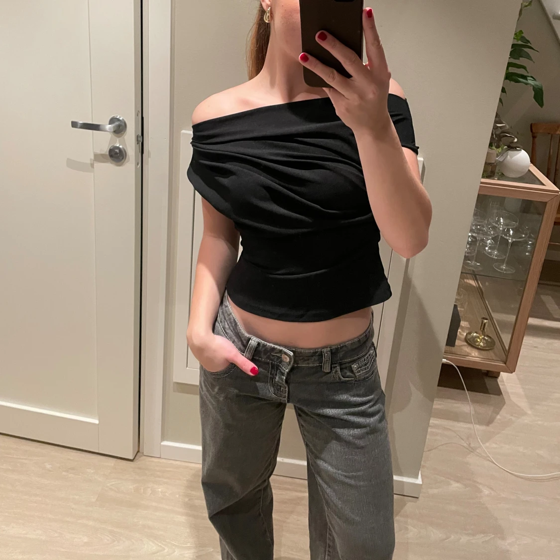 Svart offshoulder topp - 1