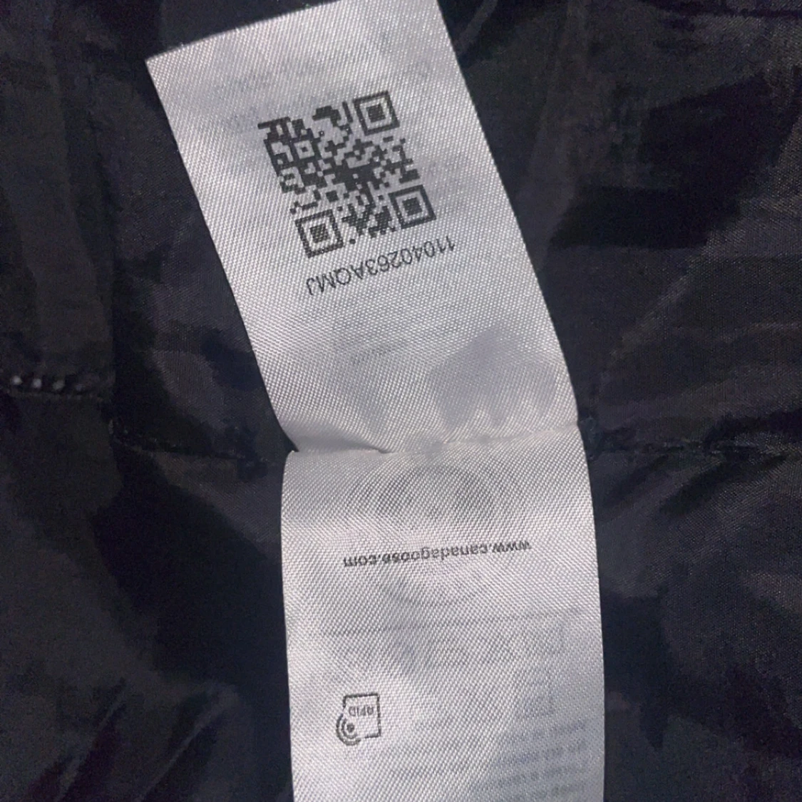 Svart dunväst från Canada Goose  - 3