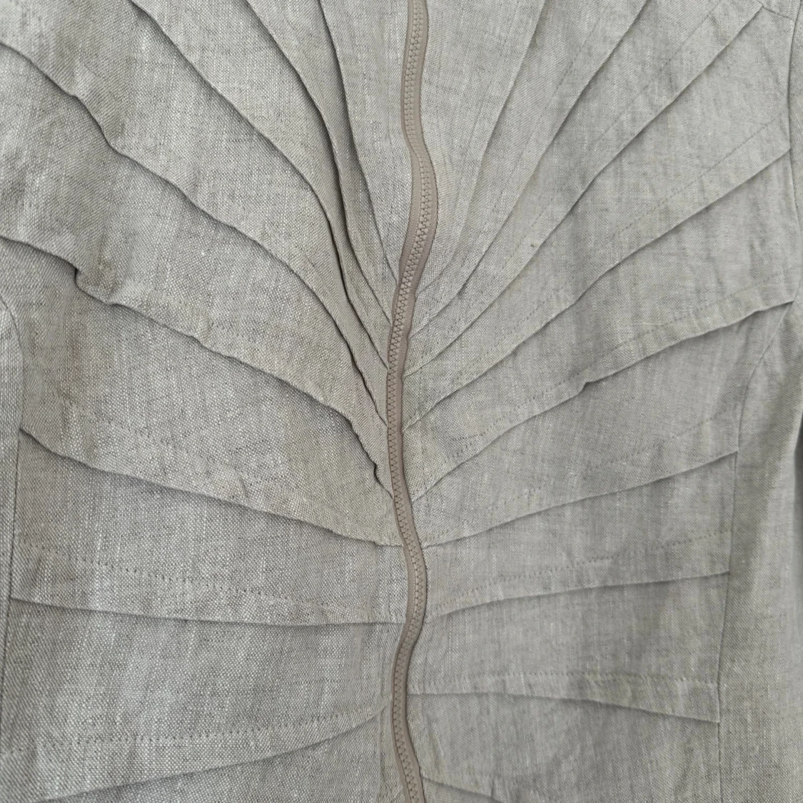 Beige linnéjacka från Robell - 3