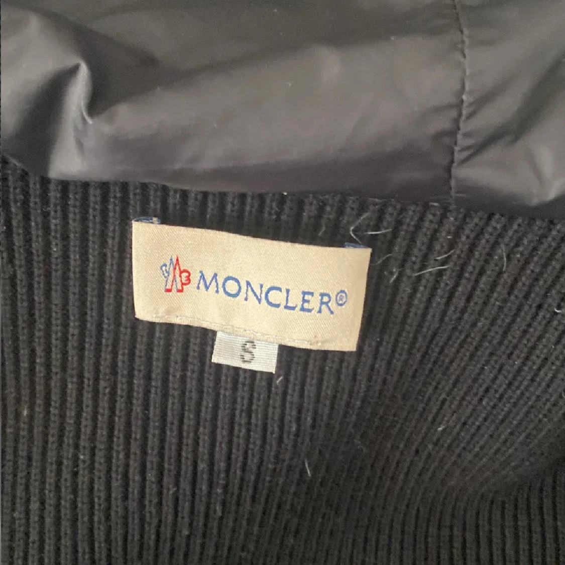 Svart pufferjacka från Moncler S - 2