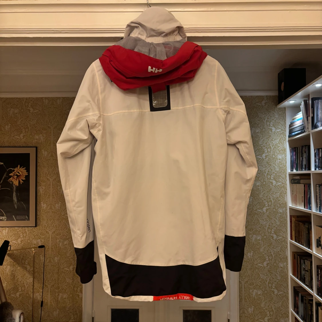 Helly Hansen vit seglarjacka (ish Medelstorlek)  - 1
