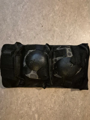 Inlinesskydd/Knäskydd - Inlinesskydd/Knäskydd