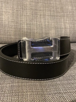 Bälte med h spinne - Dm vid intresse..