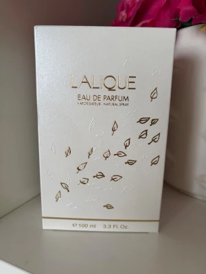 Lalique Eau de parfum - 100ml. Helt ny.