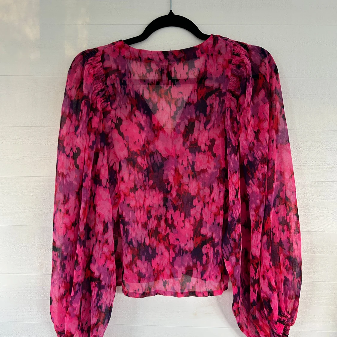 Blommig rosa blus - 1