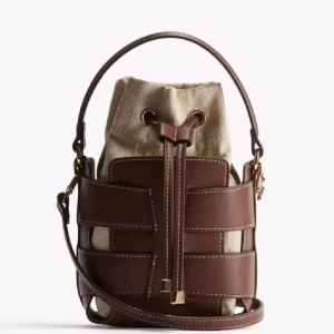 Brun och beige axelväska med snörning - Intressekoll på slutsålda hm väska! 