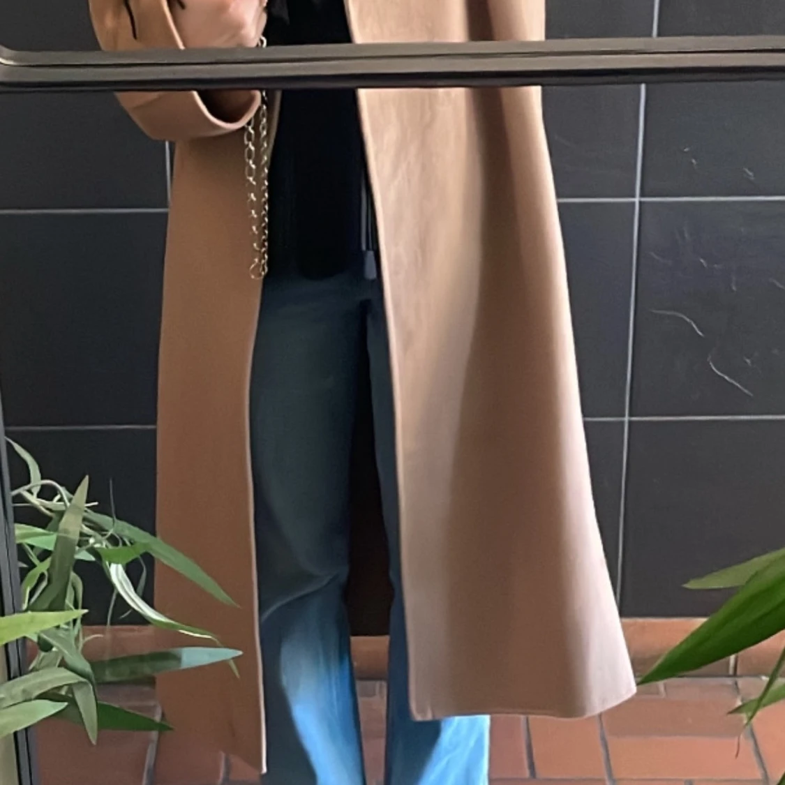 Beige kappa med bälte mango ull  - 4