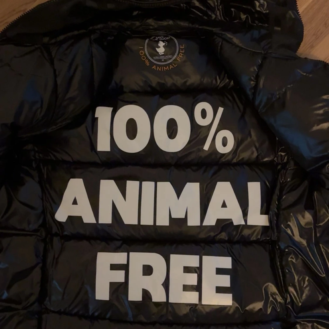 Svart pufferjacka från Save The Duck - 2
