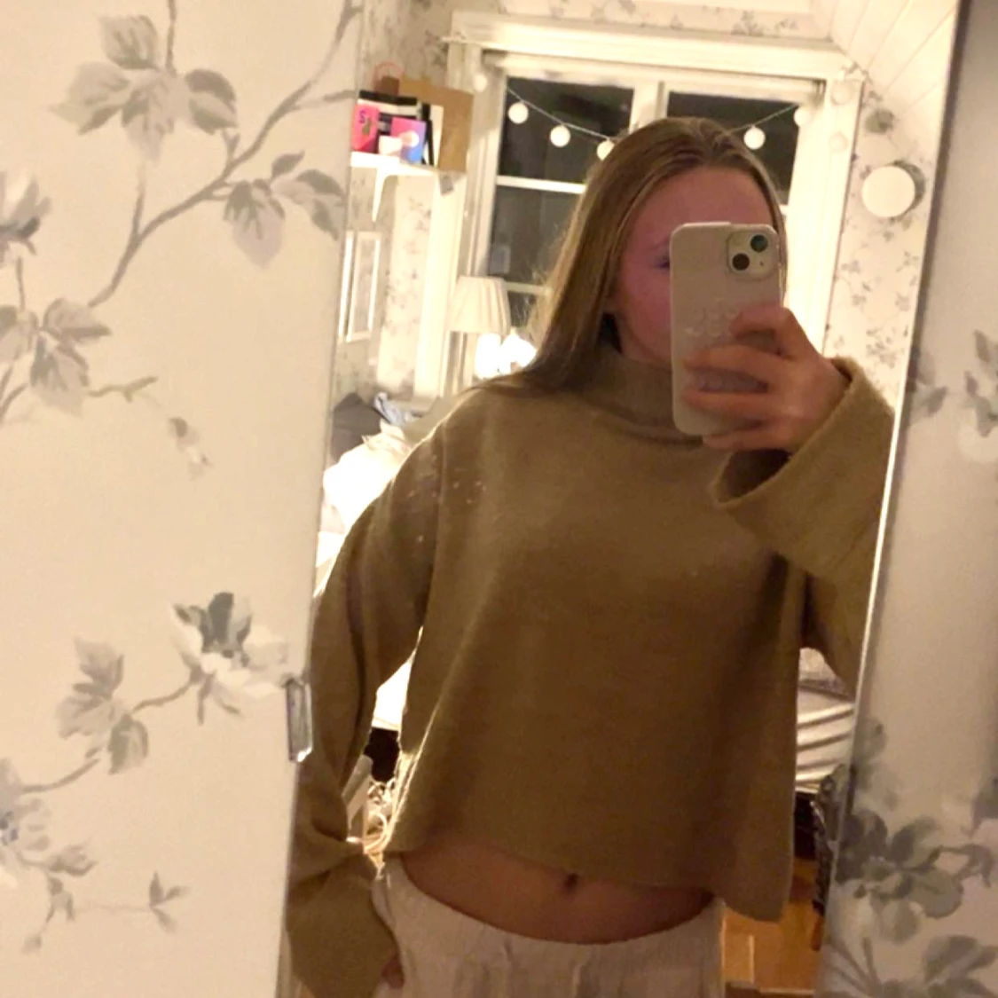 Beige polotröja  - 1