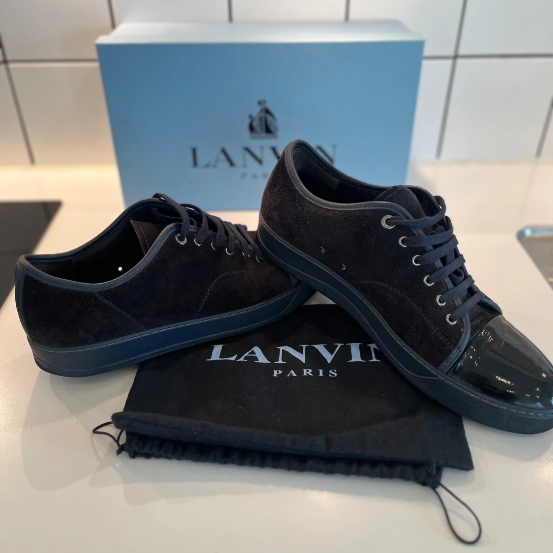 Mörkblå Lanvins - 2