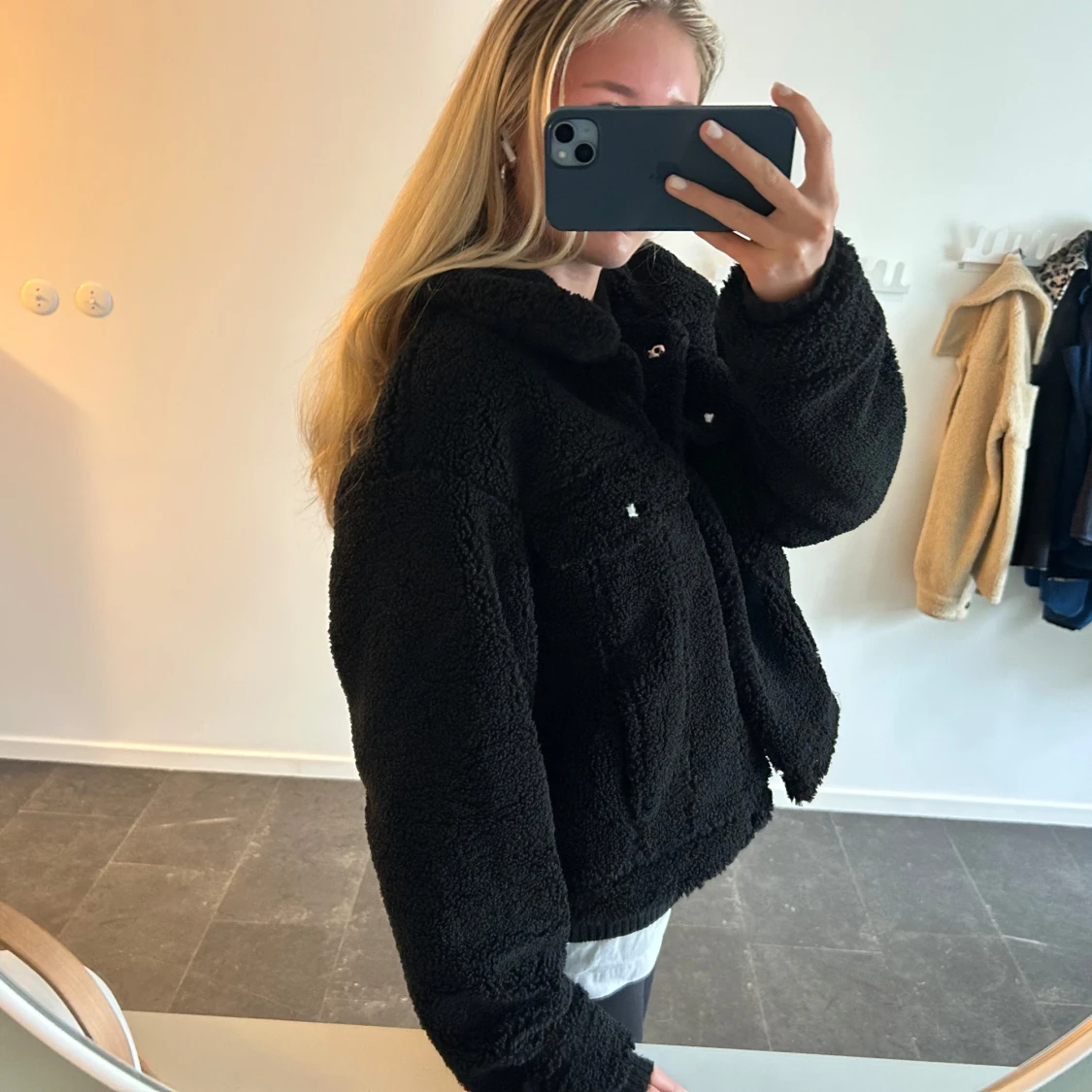 Svart teddyjacka - 1