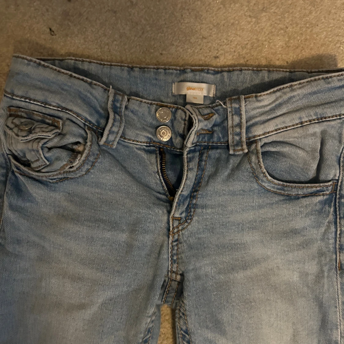 Ljusblå lågmidjade bootcut jeans - 1