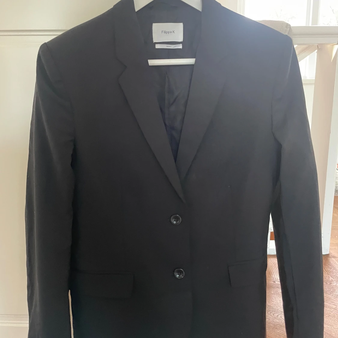 Svart ullkavaj från Filippa K, Small