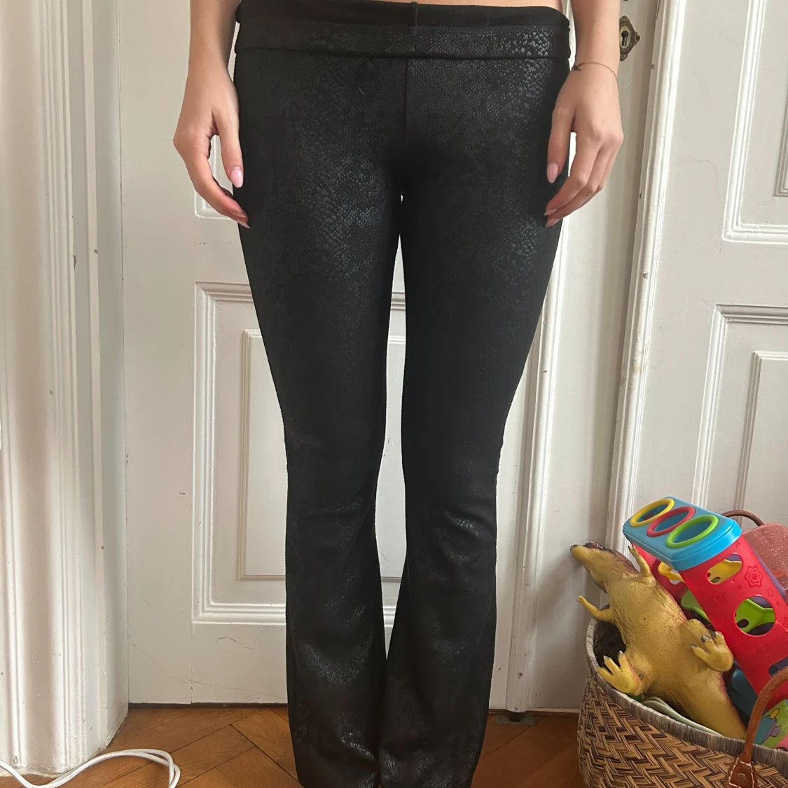 läder immitation orm mönstrade tights 