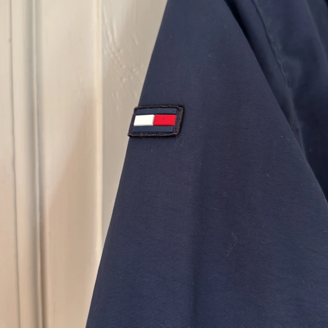 Snygg Mörkblå vinterjacka Tommy Hilfiger 164 - 3
