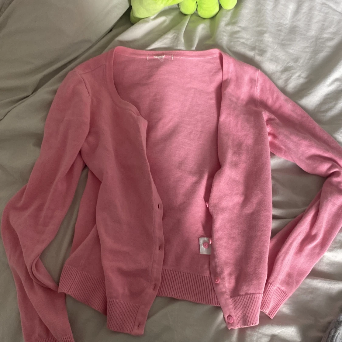 Rosa kofta från H&M med knappar - 2