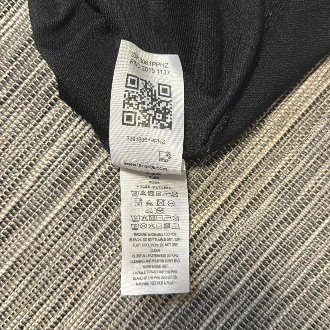 Svart långärmad tröja från Lacoste - 3