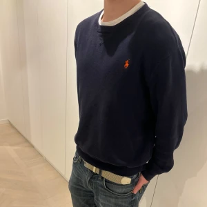Ralph Lauren - Otrolig fet crewneck från Ralph Lauren              pris kan diskuteras!