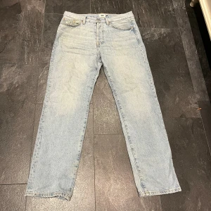 Ljusblåa jeans - Ljusblå jeans Seattle från lager 157. Knappt använda. Storlek W30 L32