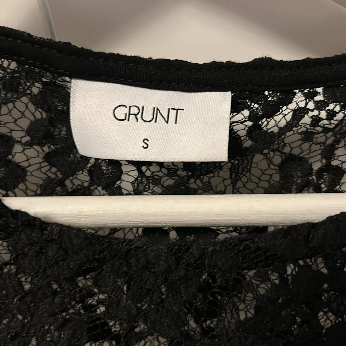 Svart spetsblus från Grunt - 1