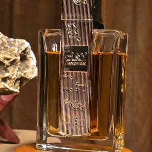 Lattafa angham - Ursprunglig mängd 100 ml. Mängd kvar syns på bild.