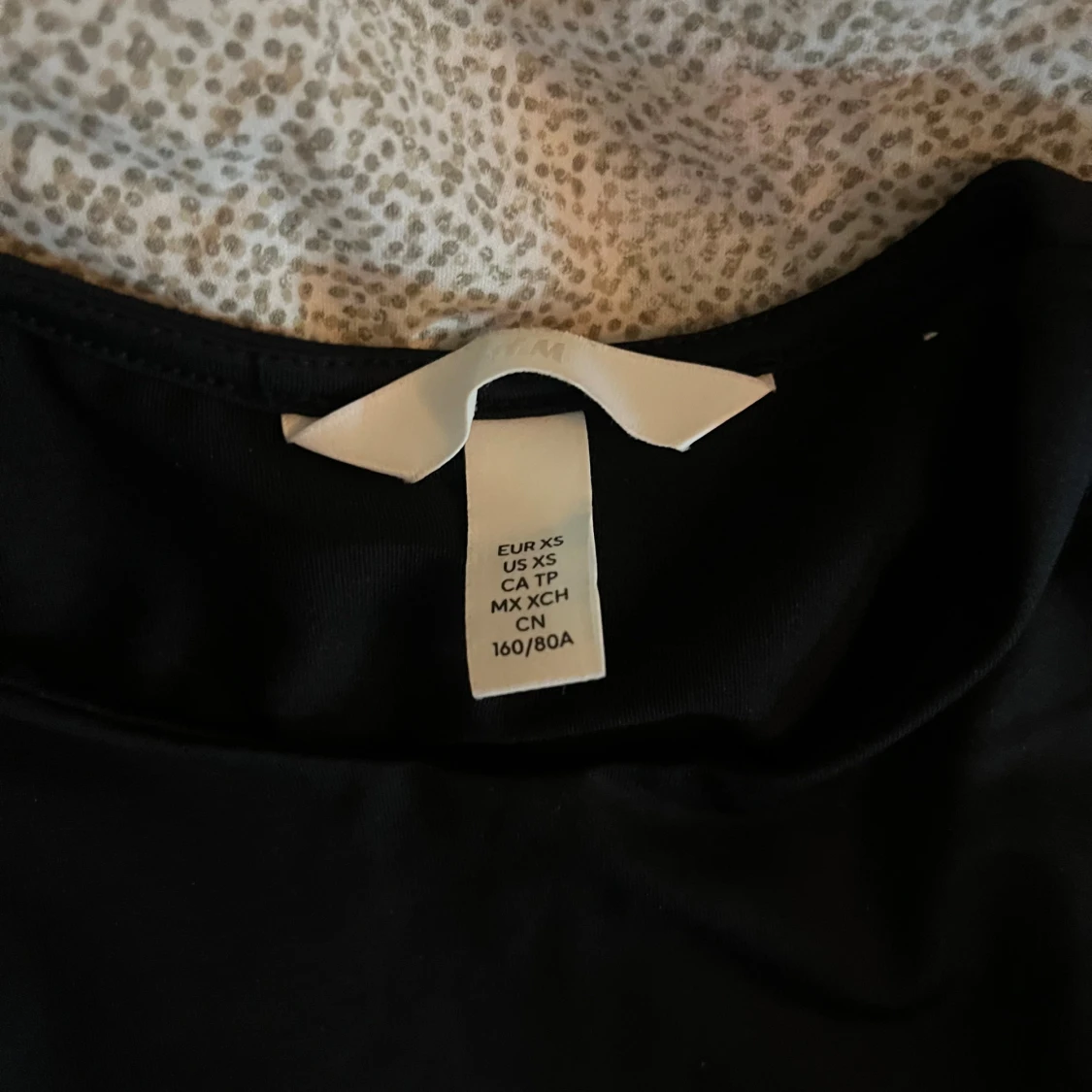 Svart body från H&M - 1