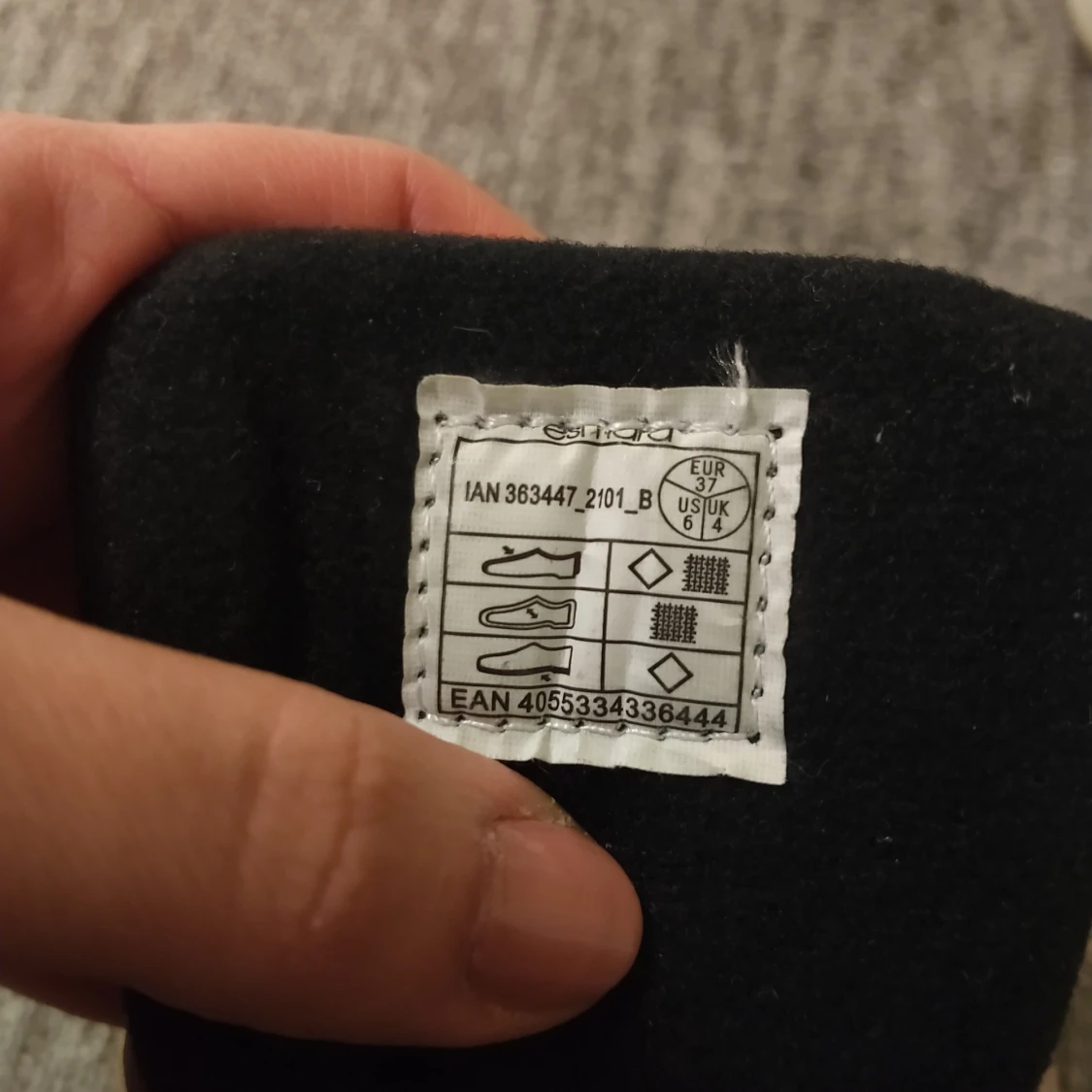 Beige vinterstövlar med fuskpäls - 2