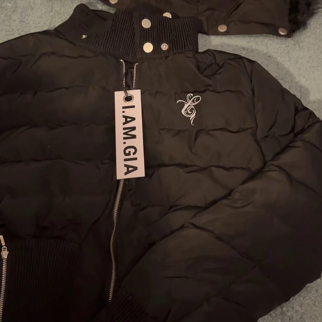 I am gia rubia fur jacket  - 4