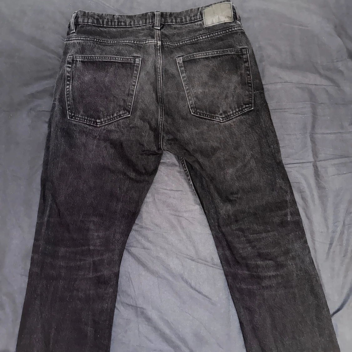 Svarta jeans från 157, W33 L30 - 1